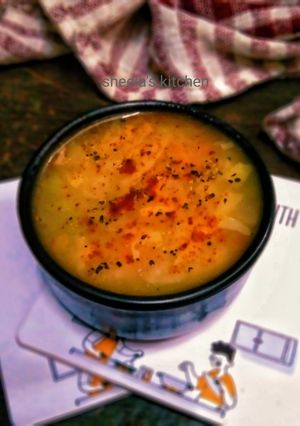 ভেজিটেবাল স্যুপ (vegetable soup recipe in bengali) রেসিপির প্রধান ছবি