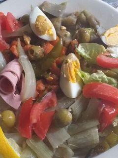 صورة لوصفة سلطة خضار مشكلة 🥗