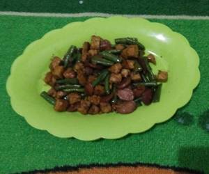 Resep mudah Oseng tempe sosis kacang panjang Gurih Mantul