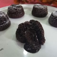 A picture of Wheat flour choco lava cup cake.