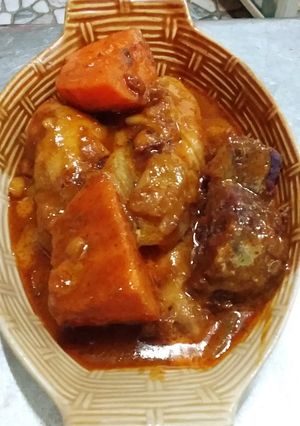 รูปของ แกงมัสมั่นไก่มันม่วงมันเทศ