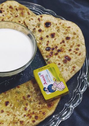 पापड़ पराठा (Papad paratha recipe in hindi) रेसिपी मुख्य फोटो