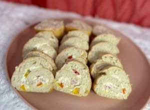 Una foto de Rollitos de QuesoCrema