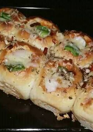 A picture of Pav pizza.