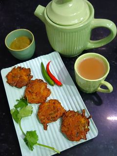 कांदा पकौड़े (Kanda Pakode) रेसिपी मुख्य फोटो