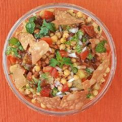 A picture of Chana Chaat 🇮🇳🇵🇰.