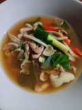ต้มยำกุ้ง (ฝอย) ใส่เห็ดโคน