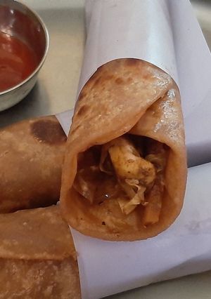 வீட் பன்னீர் சவர்மா(wheat paneer shawarma recipe in tamil) செய்முறை முக்கிய புகைப்படம்