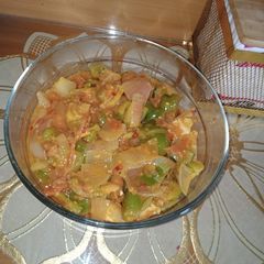 A picture of Chicken jalfrezi.