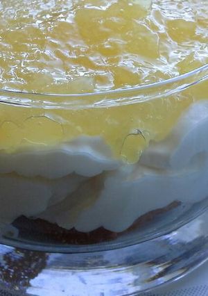 Foto principal de Vasitos de crema de mascarpone y piña