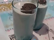 Una foto de milkshake de oreo