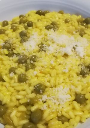 Foto di Risotto piselli e zafferano