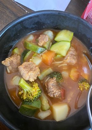 Una foto de Sopa de carne de res