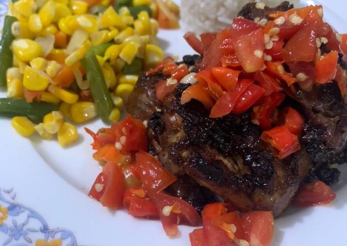 Resep: Ayam Panggang Lada Hitam dgn Salad dan Sambal Dabu-dabu Rumahan