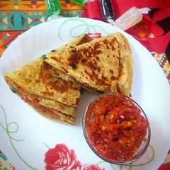 Arrabbiata Sauce Roti Sandwich A picture of Arrabbiata Sauce Roti Sandwich.
