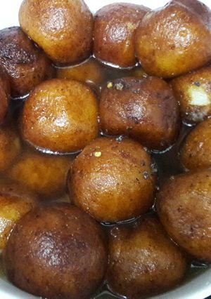 A picture of Homemade Gulab jamun.