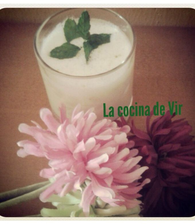 Foto principal de Ajo blanco, gazpacho de almendras
