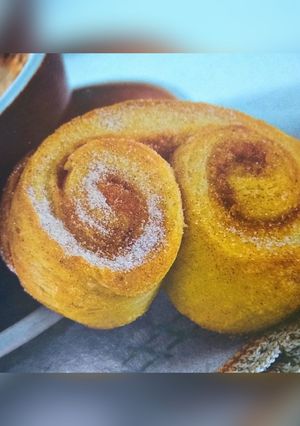 Una foto de Espirales de mermelada de durazno🥨🍑
