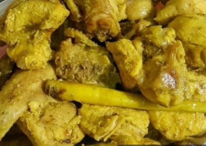 Resep Ayam Ungkep Kuning yang Lezat Sekali Bisa Manjain Lidah