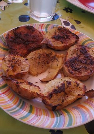 Una foto de Patatas especiadas. Receta fit