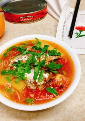 Hình của món Bún cá ngừ hộp.