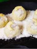 Snow White balls