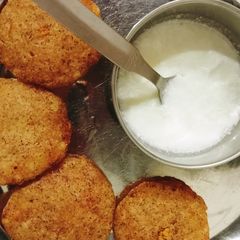 A picture of Sabudana vada.