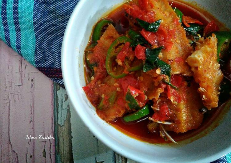 Resep Krecek Asin Tulang Jambal Pedas yang Bikin Ngiler