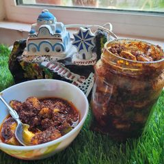 A picture of Instant Mango pickel.