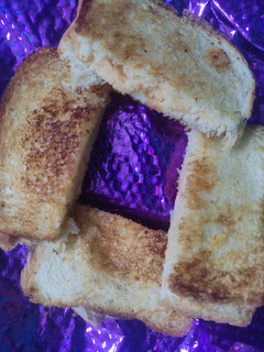 प्याज के सैंडविच (Pyaz ke sandwich recipe in hindi) रेसिपी मुख्य फोटो