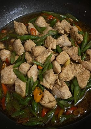 Foto resep Tumis Ayam Buncis Kecap (pedas)