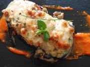 Una foto de milhojas gratinado