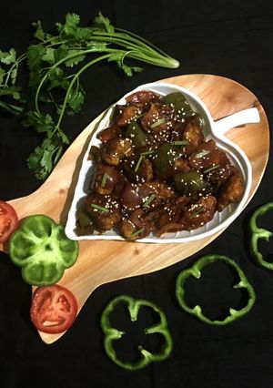 A picture of Chilli Chicken (dry).