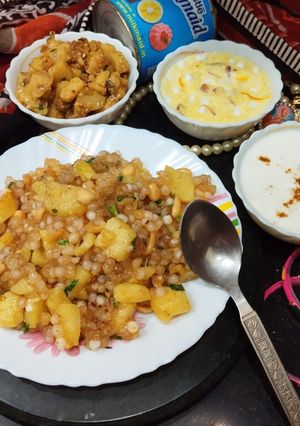 A picture of Sesame seeds Potato subji in Falahari Thali Platter.