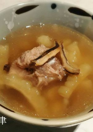 苦瓜排骨湯 的食譜成品照片