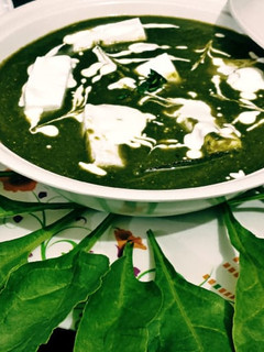 पालक पनीर (Palak paneer recipe in hindi) रेसिपी मुख्य फोटो