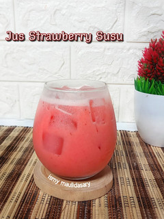 Foto resep Jus Strawberry Susu