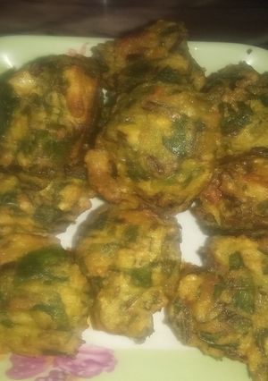 मंगोड़े (Mangodi recipe in hindi) रेसिपी मुख्य फोटो
