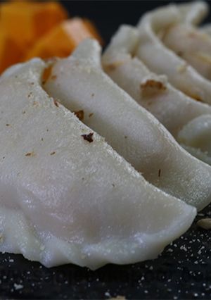 A picture of Steamed Mango Dumplings.