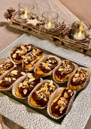 Φωτογραφία της συνταγής Εκλεράκια με patisserie σοκολάτας