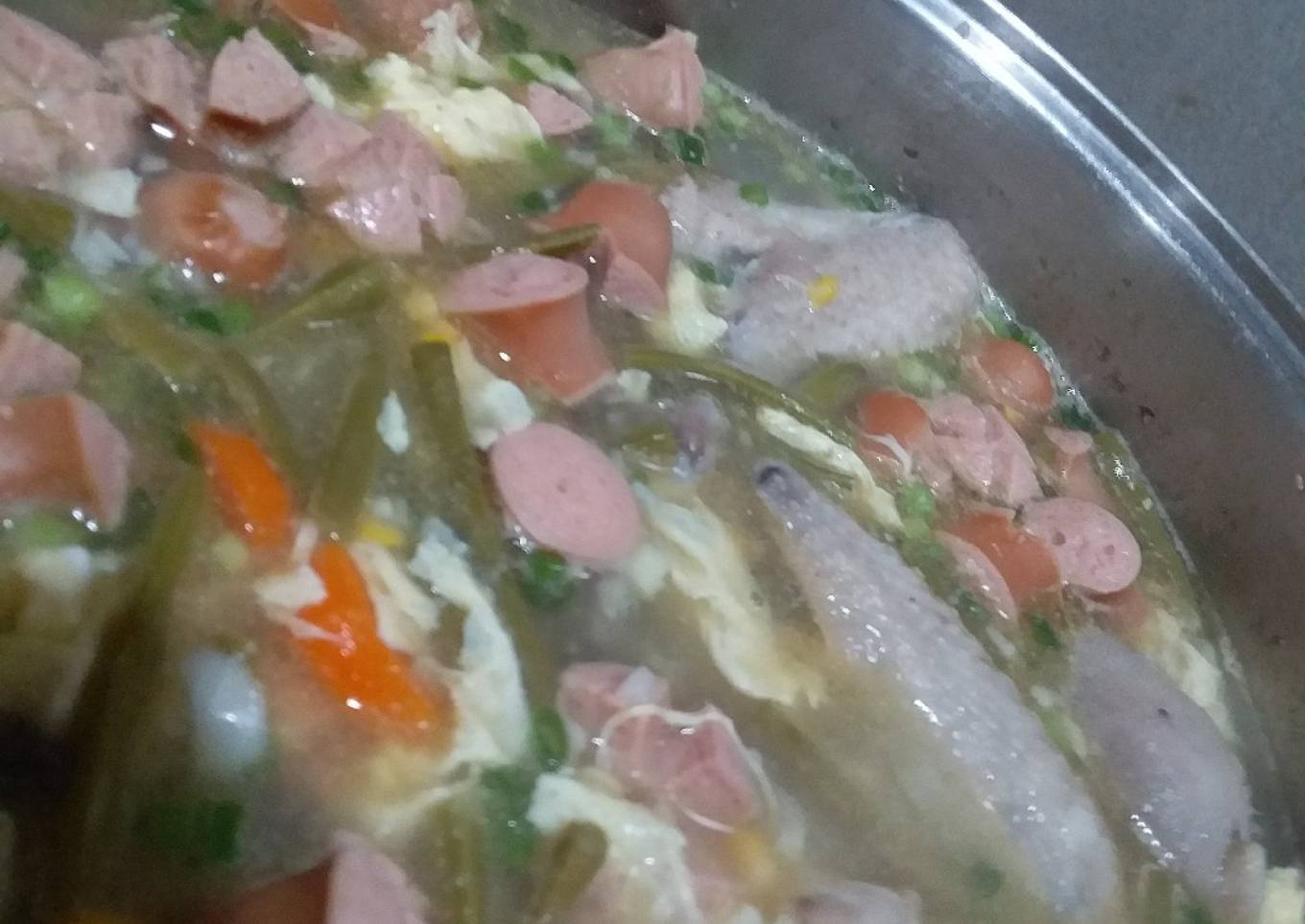 Sop ayam jagung sosis