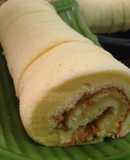 Bánh Bông Lan Cuộn Kem Tươi