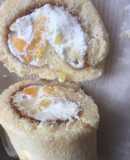Bánh bông lan cuộn xốp mềm nhân hoa quả (roll sponge cake)