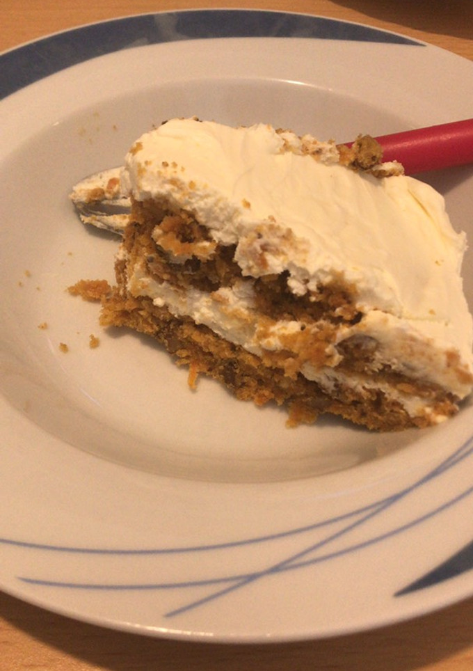 Una foto de Carrot cake 🥕 (Tarta de zanahoria)