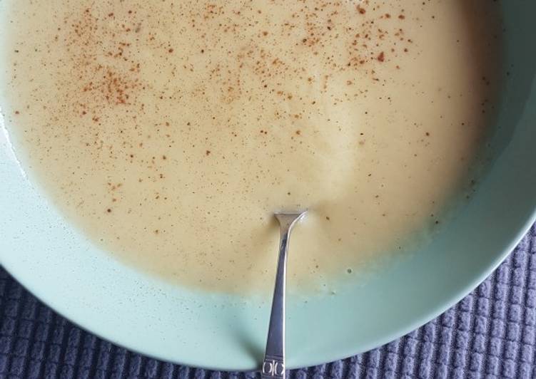 Crema de calabacín🥒 puerro, nata light y jengibre fresco