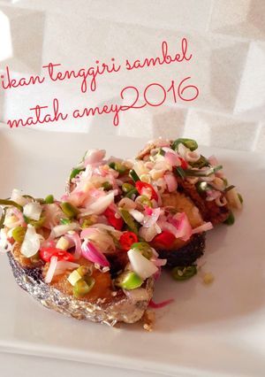 Foto resep Ikan tenggiri sambal matah...pedas,gurih ,segarr...👍