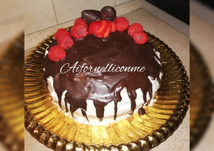 Recetta di Fatto in casa La mia prima drip cake🙈