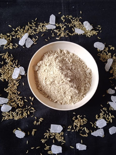 વરિયાળી શરબત પ્રીમિક્સ (Variyali Sharbat Premix Recipe In Gujarati) રેસીપી મુખ્ય ફોટો