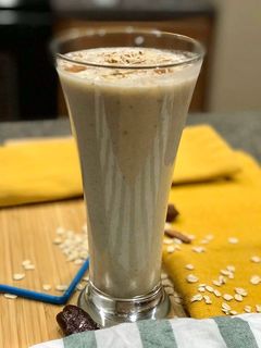 ઓટસ બનાના સ્મુધી રેસીપી મુખ્ય ફોટો