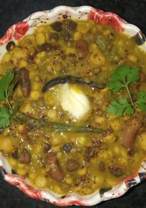 ডাল মাখানি (dal makhani recipe in Bengali) রেসিপির প্রধান ছবি